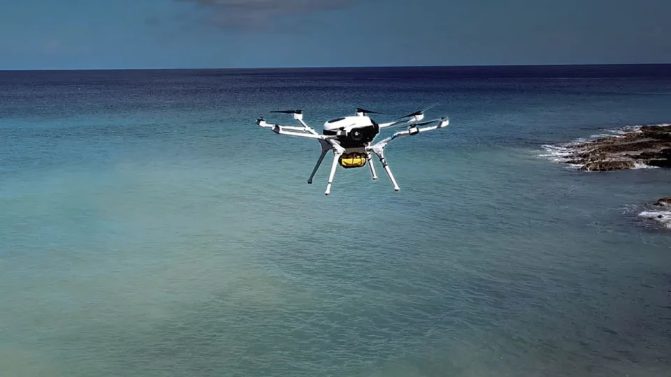 World’s first commercialized hydrogen fuel cell power pack for UAVs
