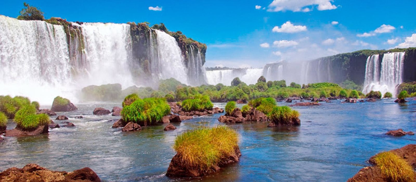 Travel Tips for Foz do Iguacu in Brazil | Enchanting Travels