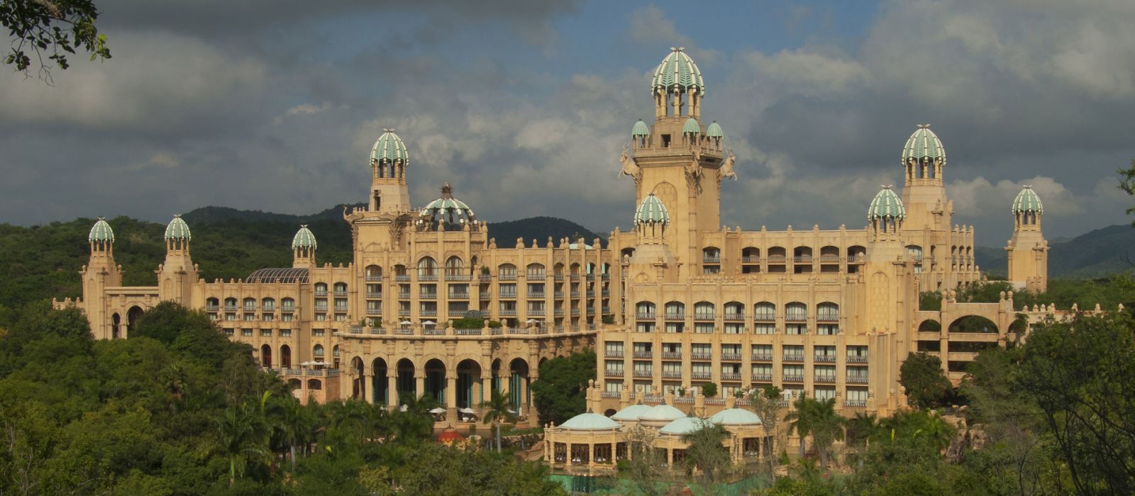 Exclusive Travel Tips for Sun City in South Africa