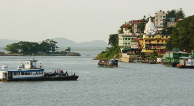 Empfohlene Individualreise, Rundreise: Unbekanntes Ostindien – Kultur, Safaris & Flusskreuzfahrt Empfohlene Individualreise, Rundreise: Unbekanntes Ostindien – Kultur, Safaris & Flusskreuzfahrt