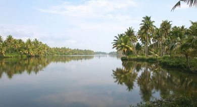 Example private tour: Backwaters of Kerala Example private tour: Backwaters of Kerala