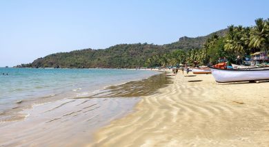 Example private tour: The Golden Sights and Sands Example private tour: The Golden Sights and Sands
