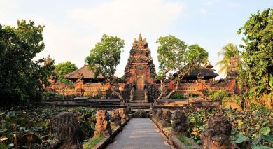 Empfohlene Individualreise, Rundreise: Landschafts- und Kulturerbe Indonesiens Empfohlene Individualreise, Rundreise: Landschafts- und Kulturerbe Indonesiens