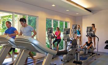 Aura Fitness Sugar Beach