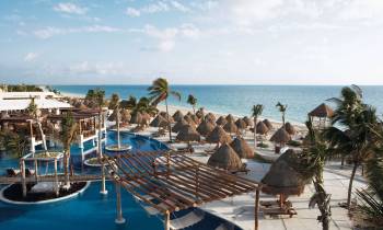 Pool and beach overview
