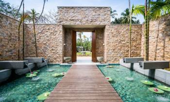 Spa entrance