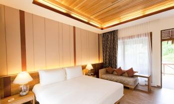 Deluxe Garden Room