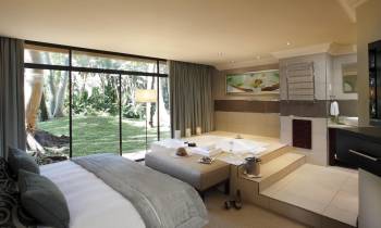Garden (Presidential) Suite