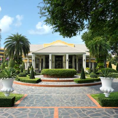 a large lawn in front of a house