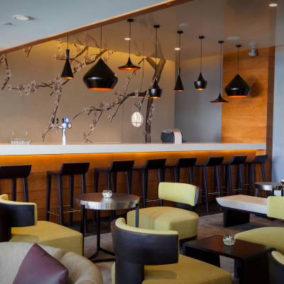 White Orchid Lounge