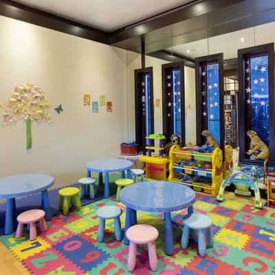 Kids club
