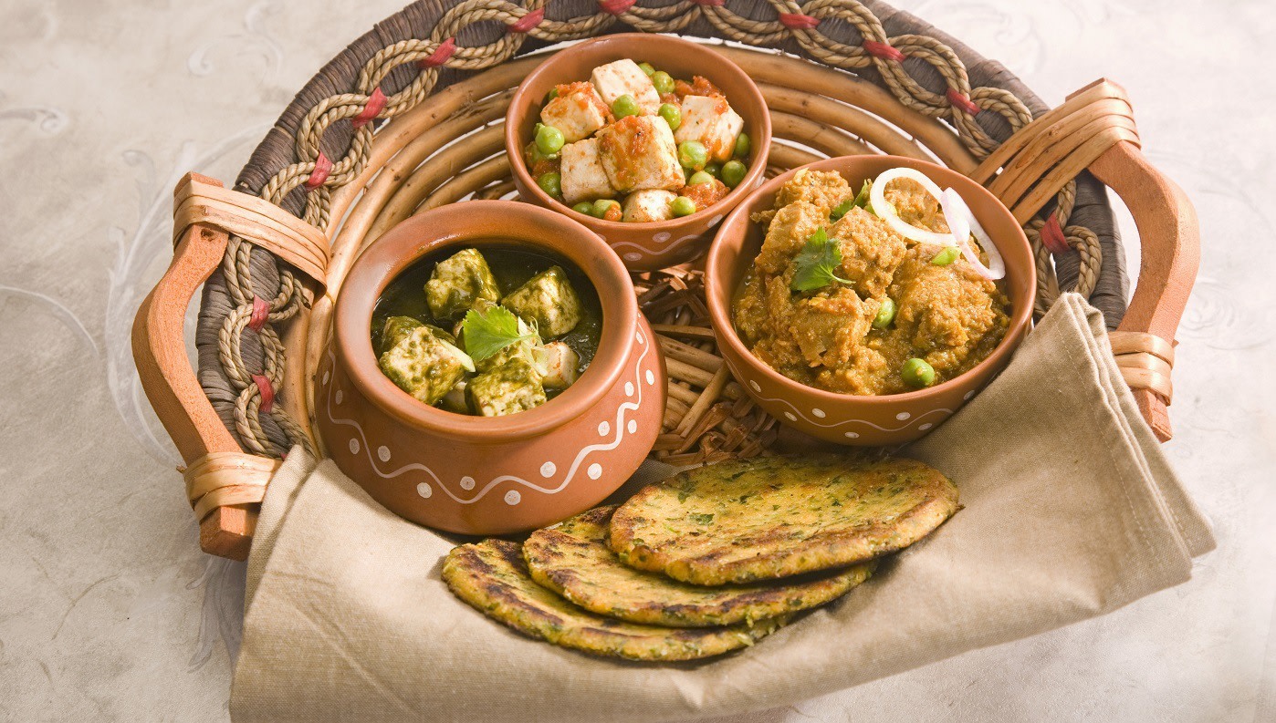 Palak Paneer, Soya Kebab, Masala Chees, Green Peas with Makki Ki Roti, Indian Food, shutterstock_178259495 Palak Paneer
