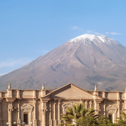 Arequipa, die weiße Stadt umgeben von Vulkangebirge