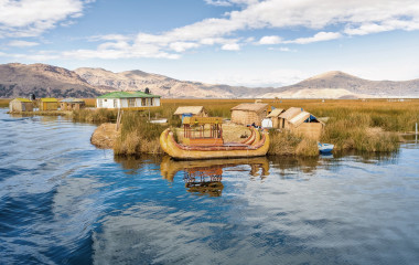 Puno-Traditional-Reed-boat lakeTiticaca-Peru-Uros-South-America