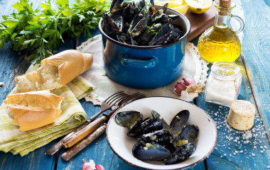 Mussels with buzara sauce
