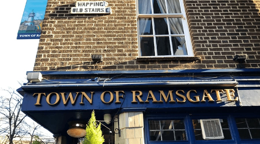 Page title: Living in Wapping: Historic Riverside Living | Essential Living