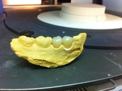 Img 1882 vhejmr - Eugenol