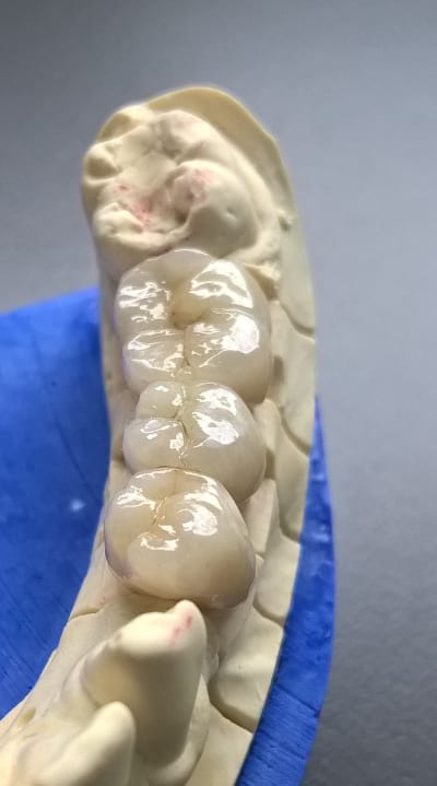 Cxauume8frccuq3lwbtw - Eugenol