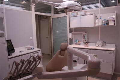 Deuxième salle de soin qwt7fr - Eugenol