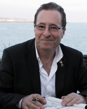 Peter James