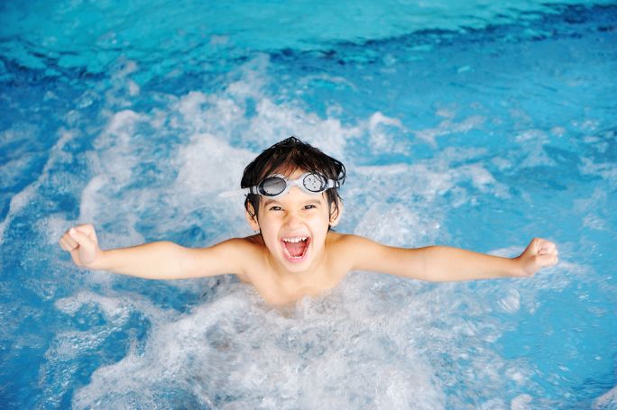 Boy_swim.jpg