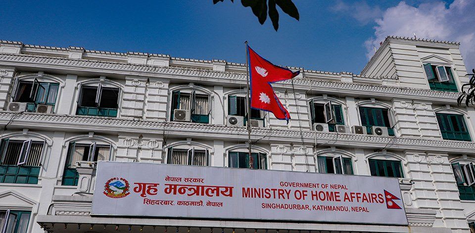 गृह मन्त्रालयबाट ७ जना सहसचिव बाहिरिँदा ६ जना भित्रिए