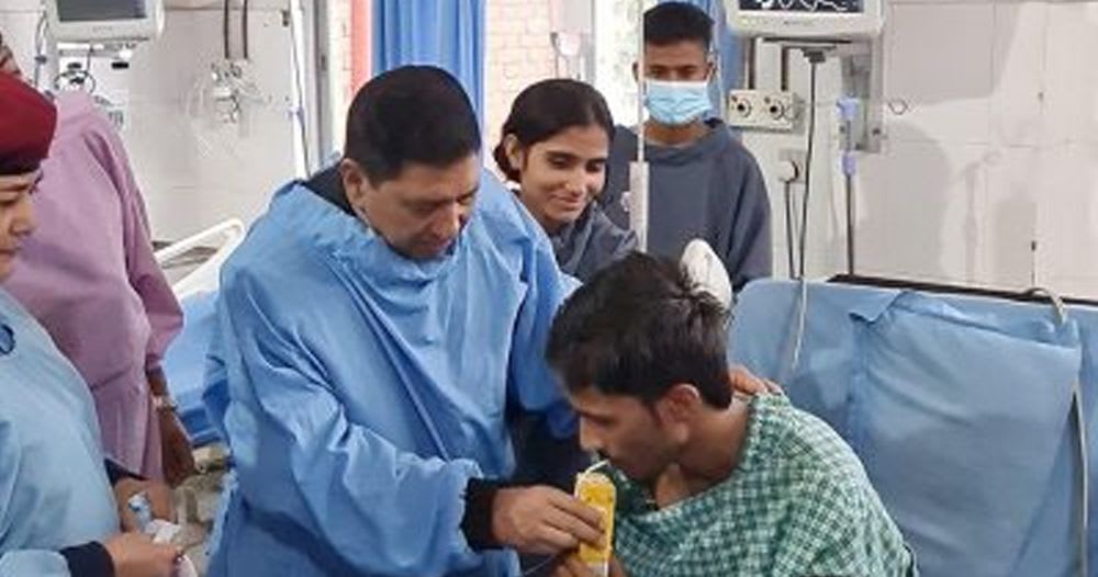 वीरेन्द्र जैसीले अनशन तोडे