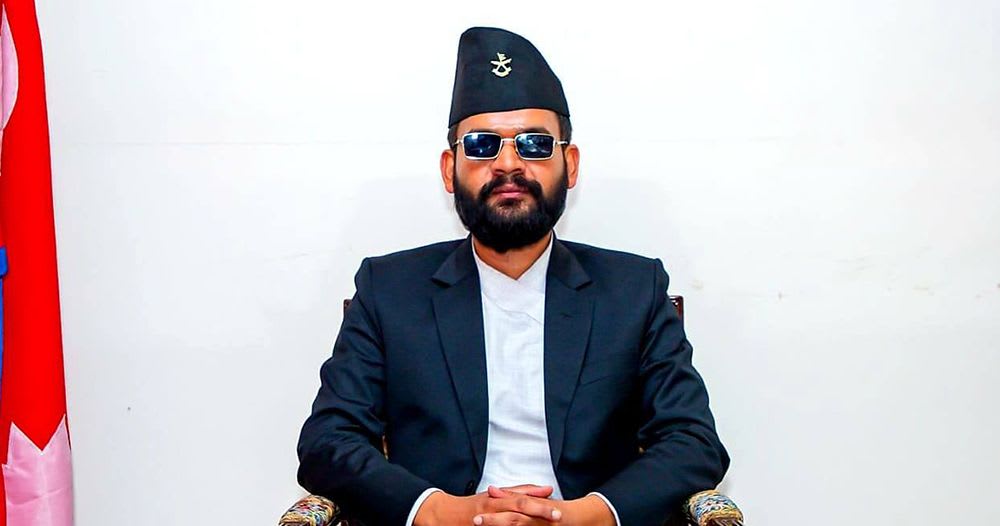 बालेनले सार्वजनिक गरे भ्रष्टाचारको प्रमाण पठाउने नम्बर