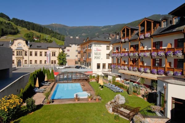 Hotel Neue Post,Zell Am See