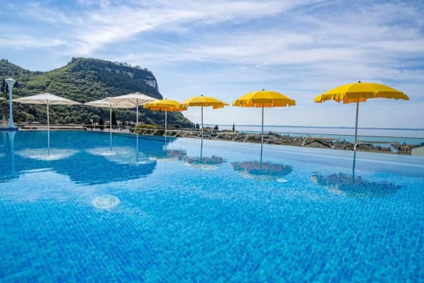Sky Pool Hotel Sole Garda,Garda