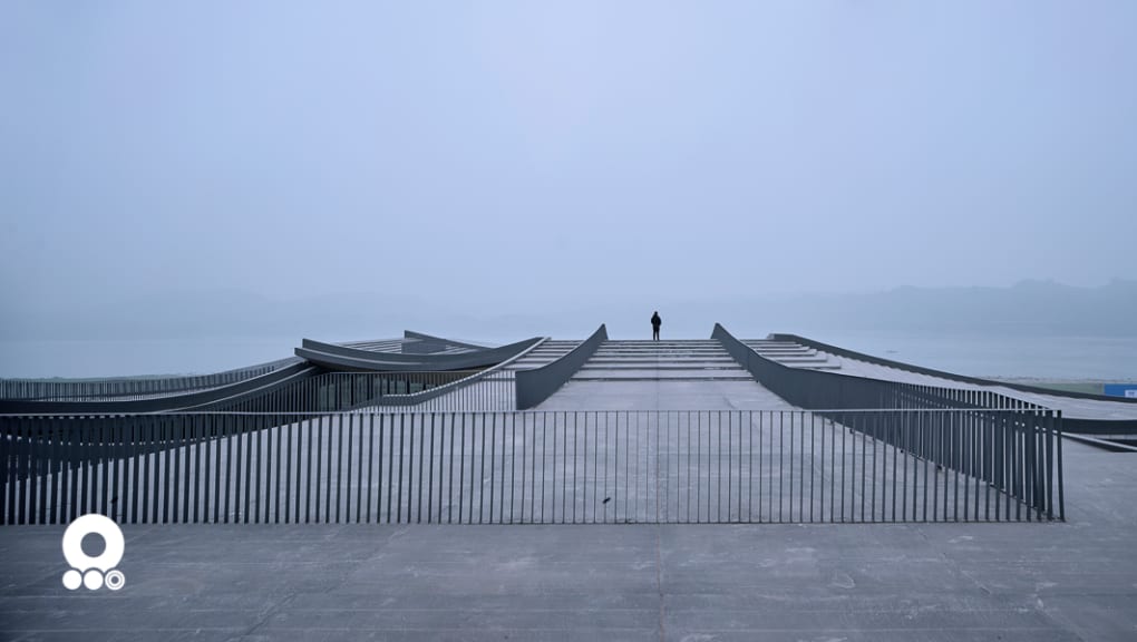 On the roof of Lizhuang Museum