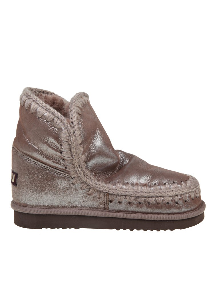 mou boots gold