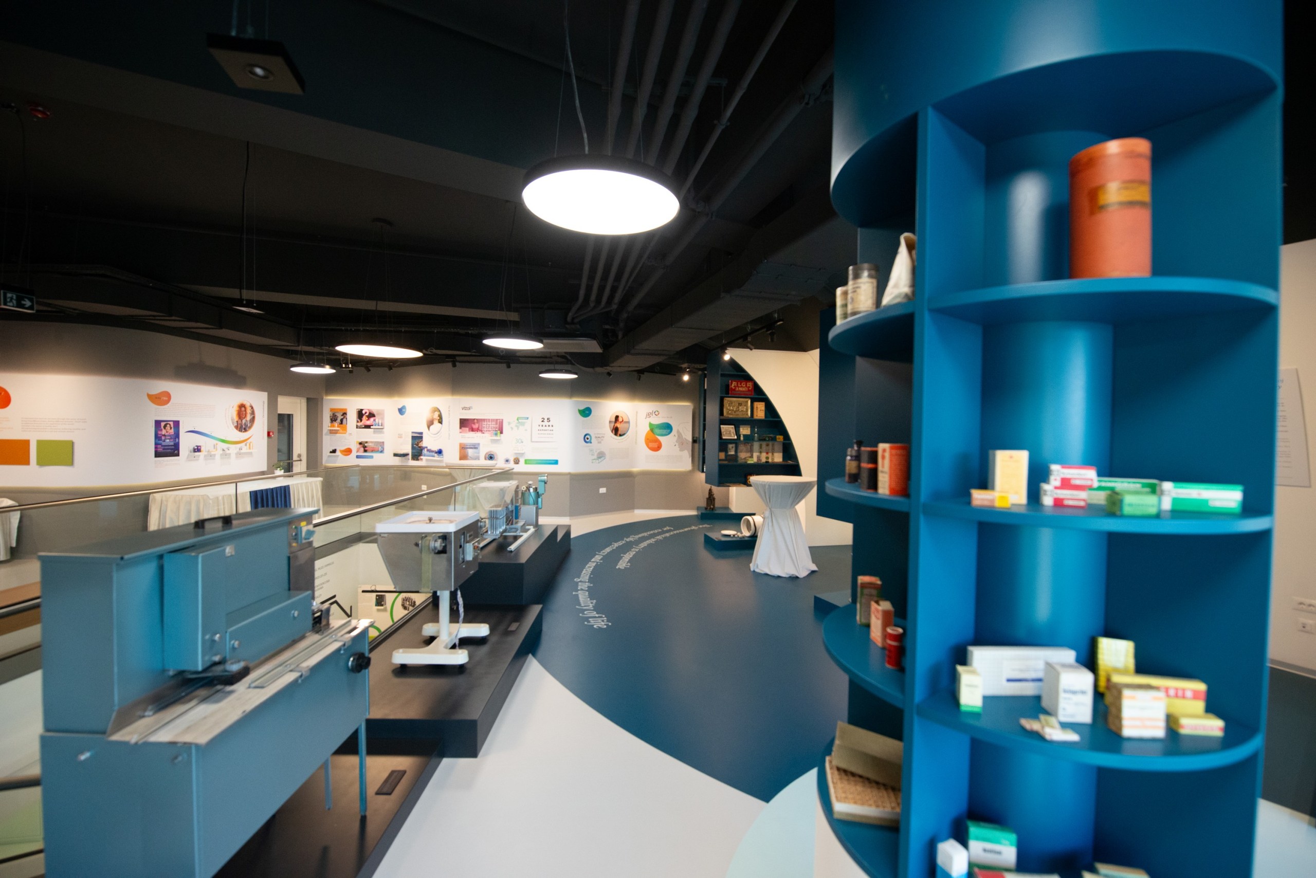 Postav JGL Muzej Farmacije