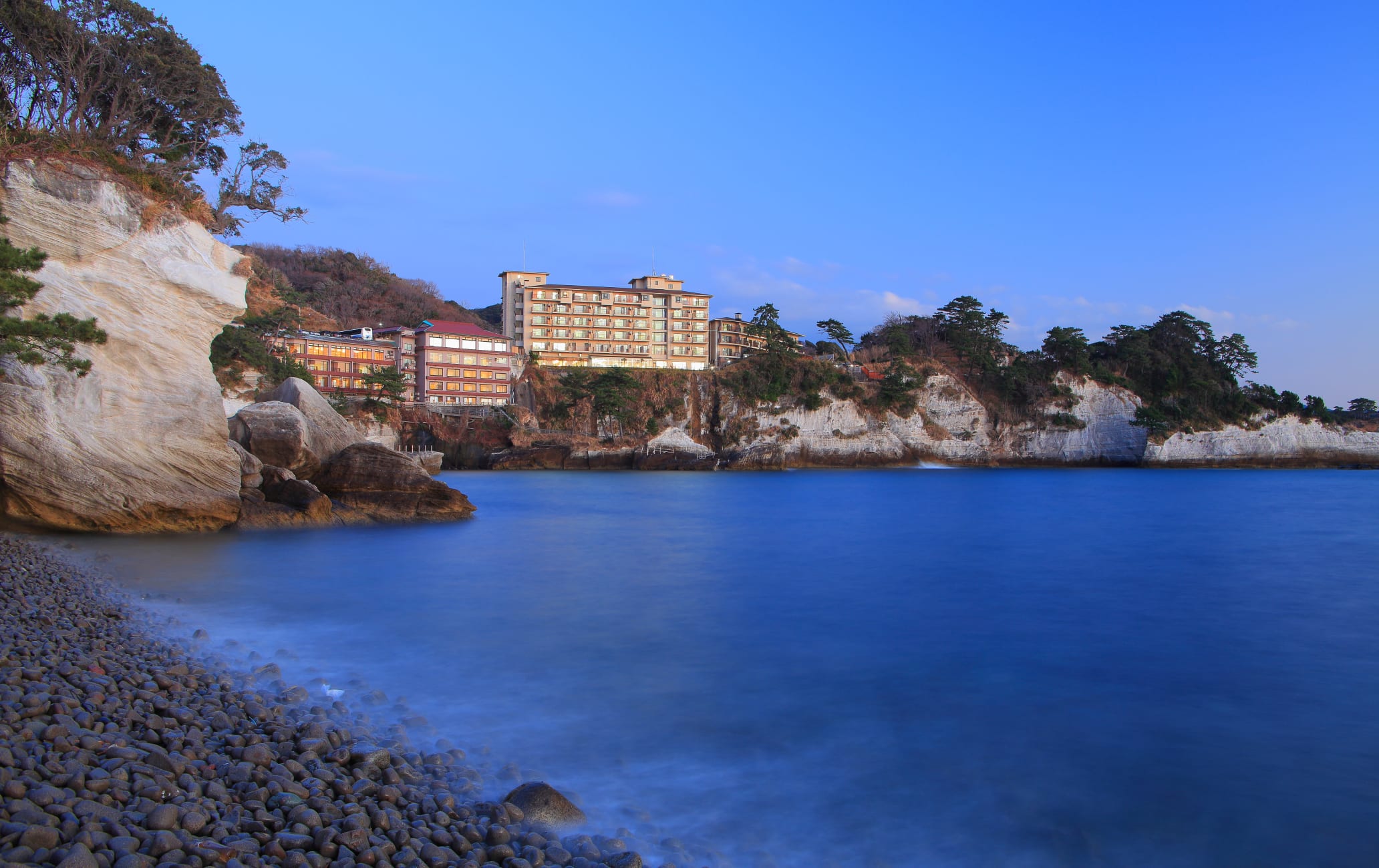 Dogashima-onsen Hot Spring