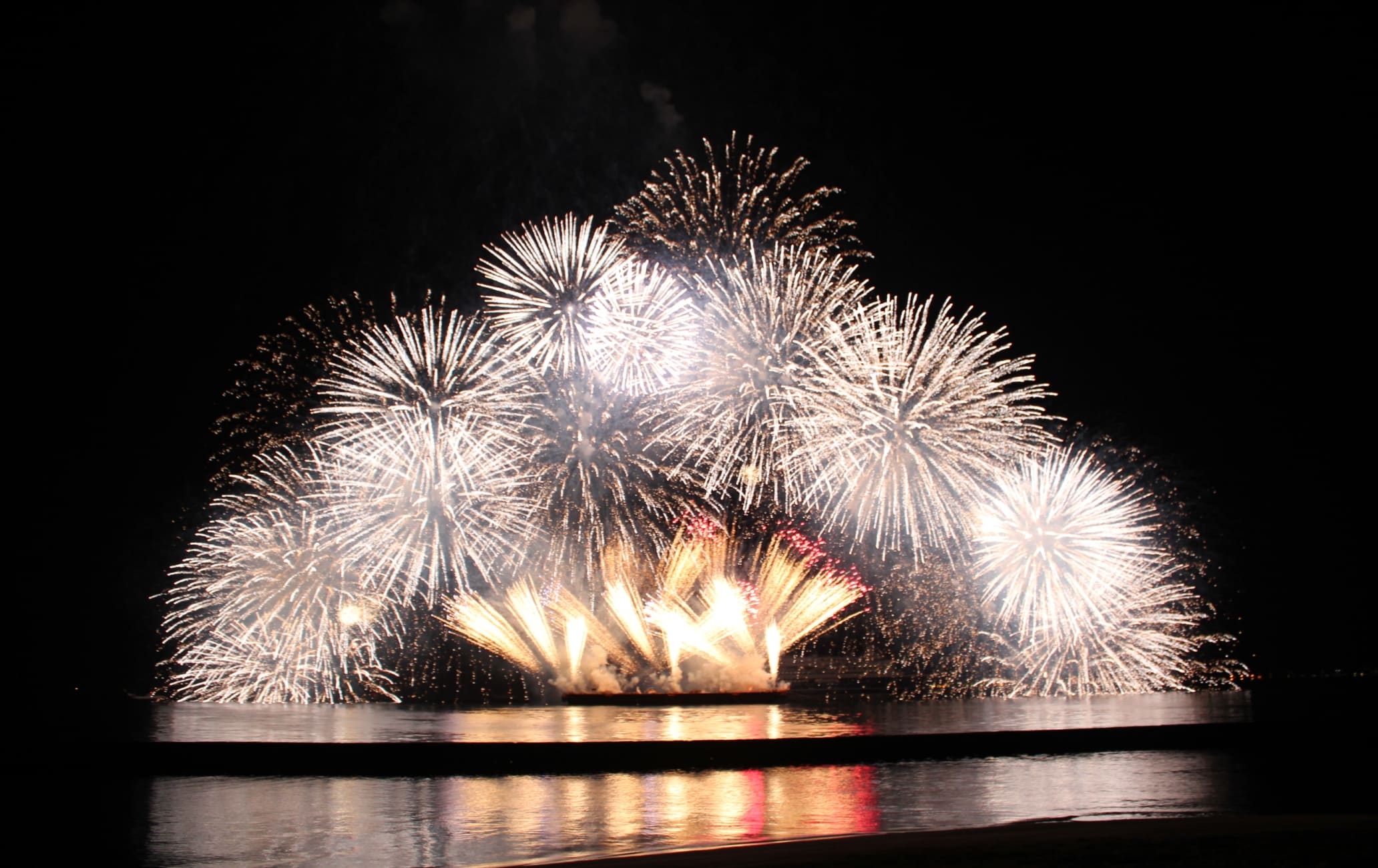 Beppu Christmas HANABI Fantasia