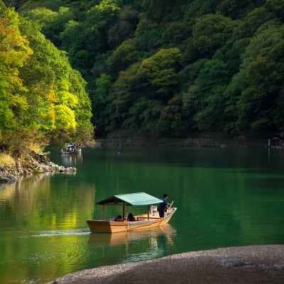 Passeios de barco pelo Rio Hozu