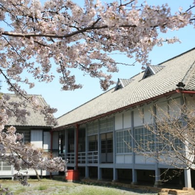 Tomioka-Seidenspinnerei & verwandte Stätten (UNESCO)