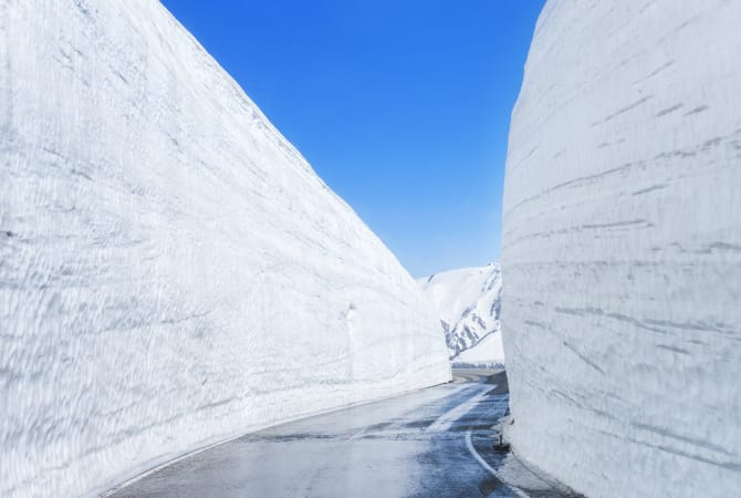 Tateyama Snow Corridor