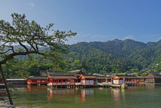 Itsukushima-jinja Shrine