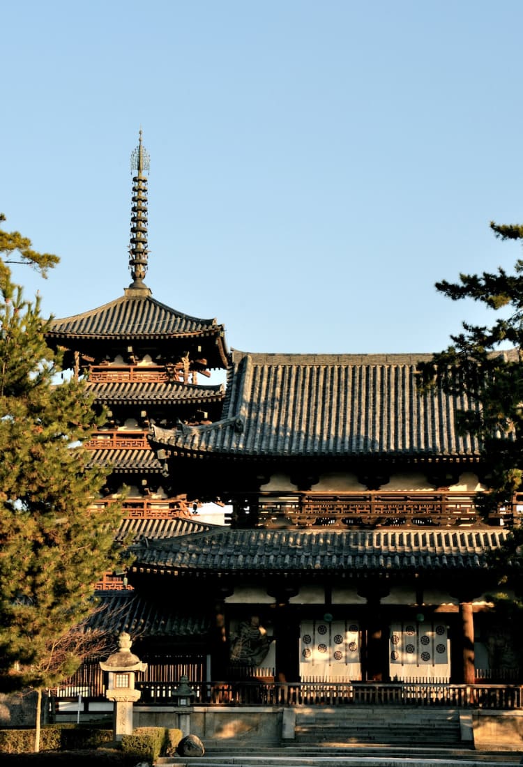 Buddhist Monuments in the Horyuji Area