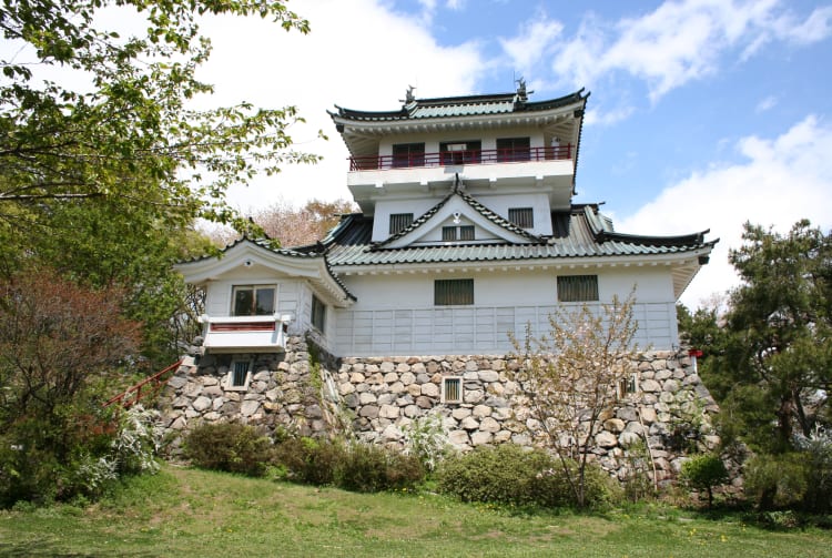 Omine Castle