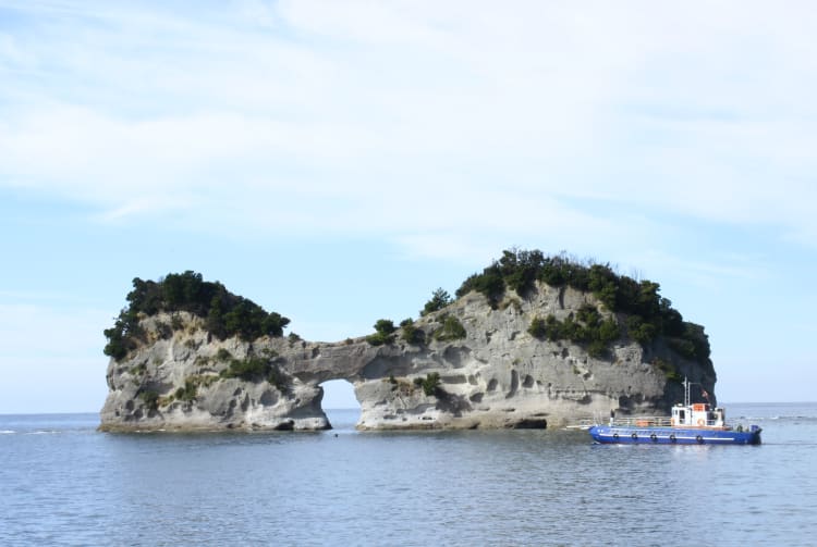 Engetsu-jima Island