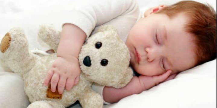 CÓ NÊN BẮT ĐẦU CHO CON ĐI HỌC TỪ 6 THÁNG TUỔI?