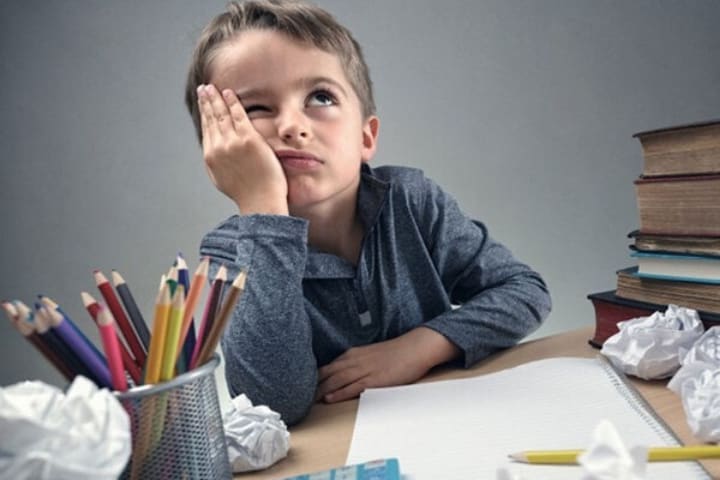 4 CÁCH ĐỂ CHA MẸ GIÚP CON CẢI THIỆN CHỨNG TĂNG ĐỘNG GIẢM TẬP TRUNG