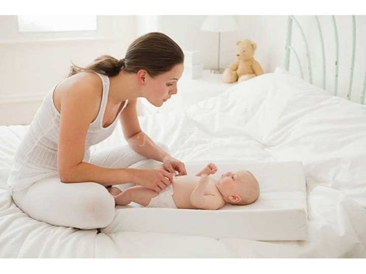 Tầm quan trọng của việc mẹ trò chuyện với bé