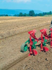 Kverneland Packomat, perfect seedbed while ploughing, kvernelands unique steel provides light and robust implement