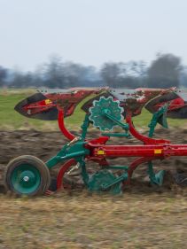 unted Ploughs - 150 B Variomat, high performance, long lifetime and easy to handle during operation