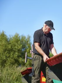 Mower conditioners - Kverneland 53100 MT, butterfly mower combination with QuattroLink suspension concept