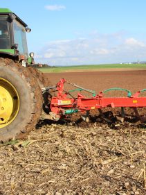 Kverneland AB AD, easy and efficient ploughing