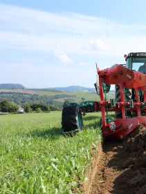 Kverneland Packomat, perfect seedbed while ploughing, kvernelands unique steel provides light and robust implement